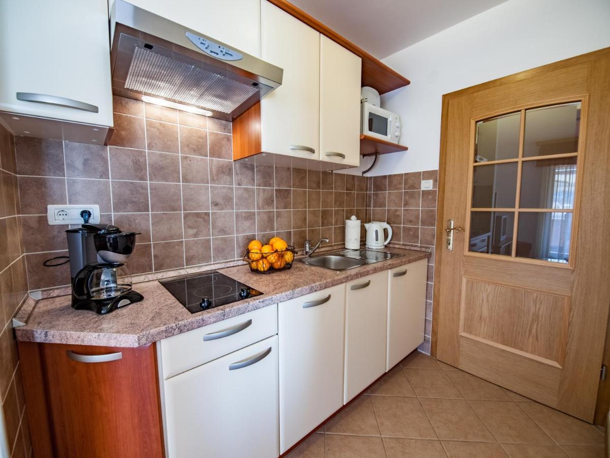Villa Magnolija Cres Eksteriør billede