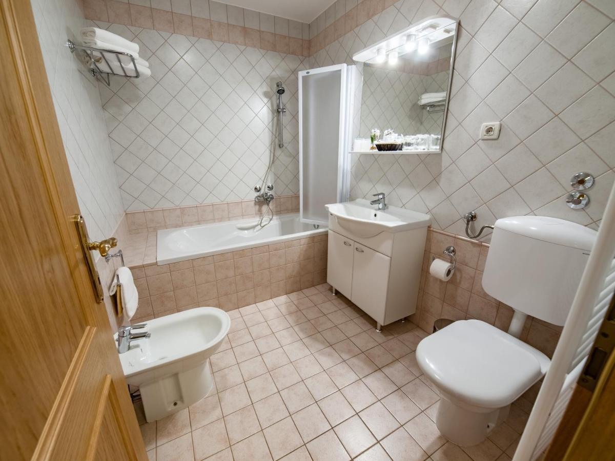 Villa Magnolija Cres Eksteriør billede